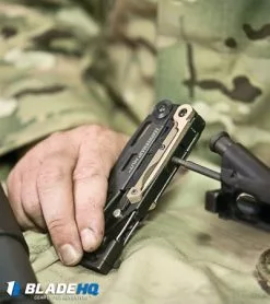 Leatherman MUT Utility Multi Tool W/ Black Handle (18-in-1) 850012 -Outlet Kitchen Knives Store MUT Lifestyle Serve Military Cleaning rod 1