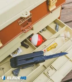 Leatherman Super Tool 300 Black W/ Black Sheath (19-in-1) 831105 -Outlet Kitchen Knives Store Super Tool 300 Lifestyle Outdoor Fishing In tackle box with open blade